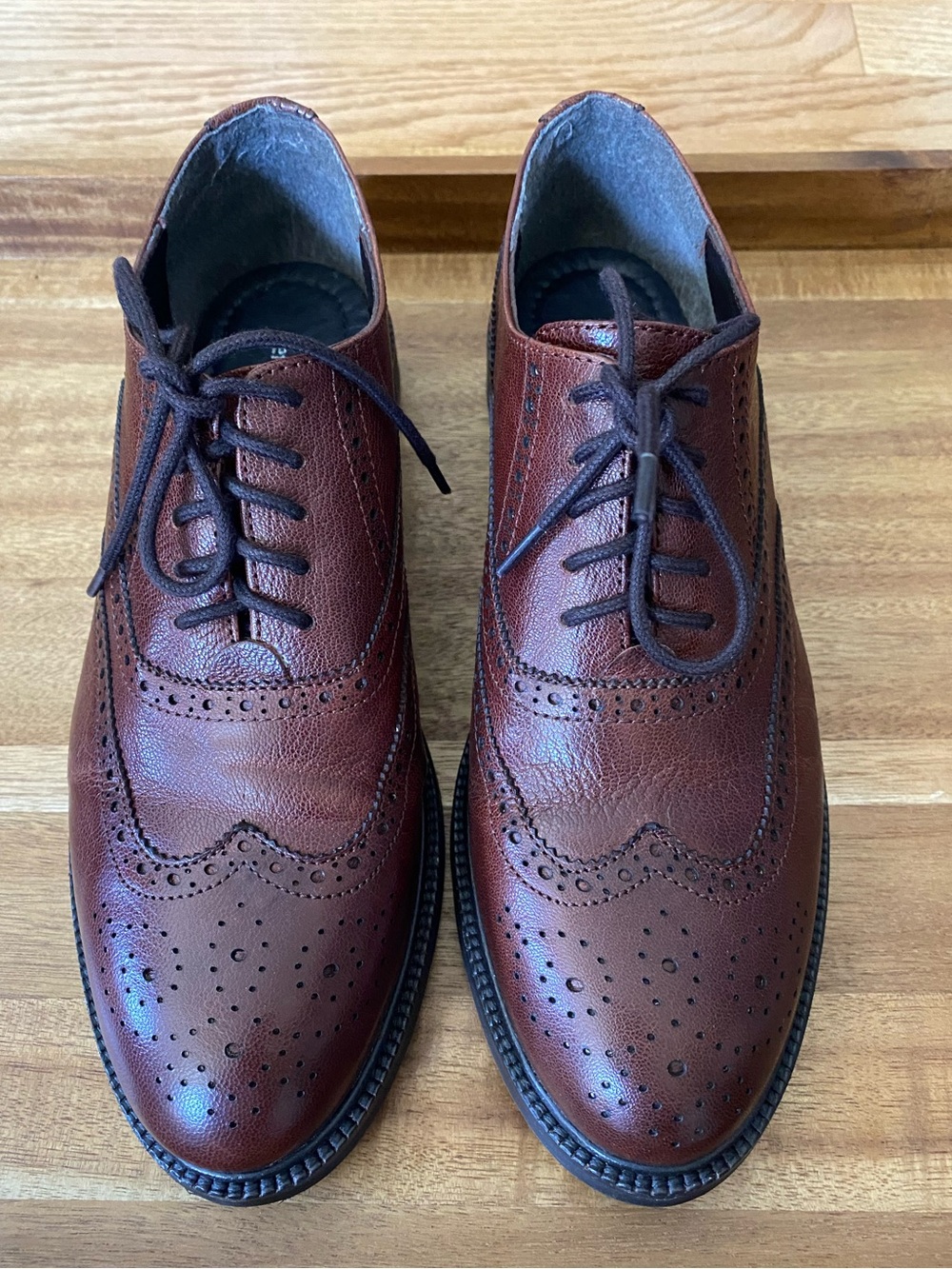 Jeffrey Campbell: Women’s Moyra Oxfords w/ Brogue detailing